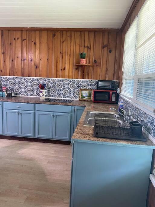 Cozy Home, King Bed, 3 Bedrooms,Close To Downtown Beaches Towncenter Джаксънвил Екстериор снимка